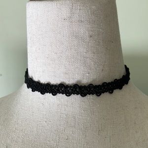 Trendy Black Filigree Style Choker